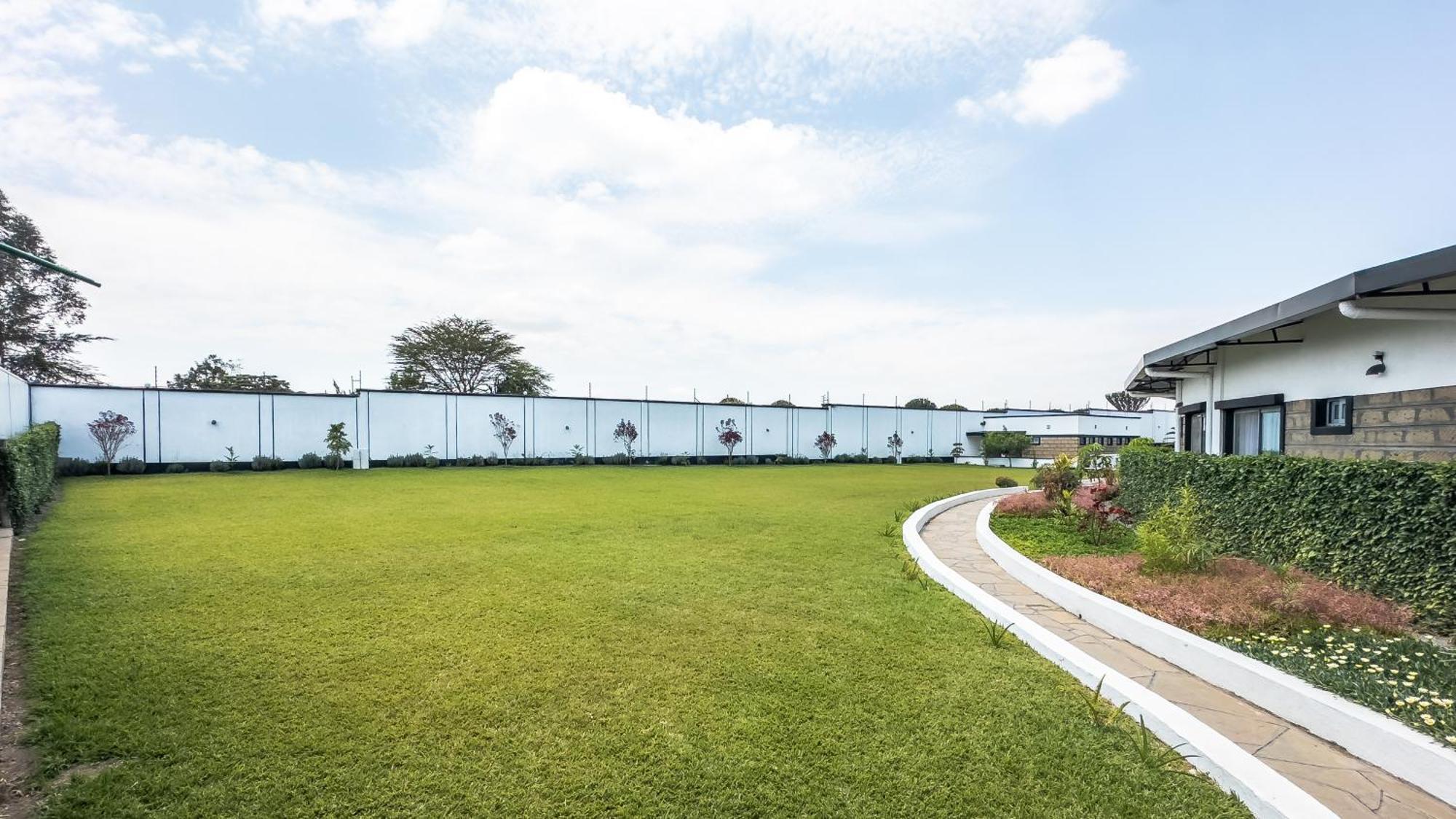 Aparthotel Avian Court Penthouse Naivasha Exteriér fotografie